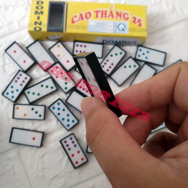 Đồ chơi cờ Domino bằng nhựa Cứng 1